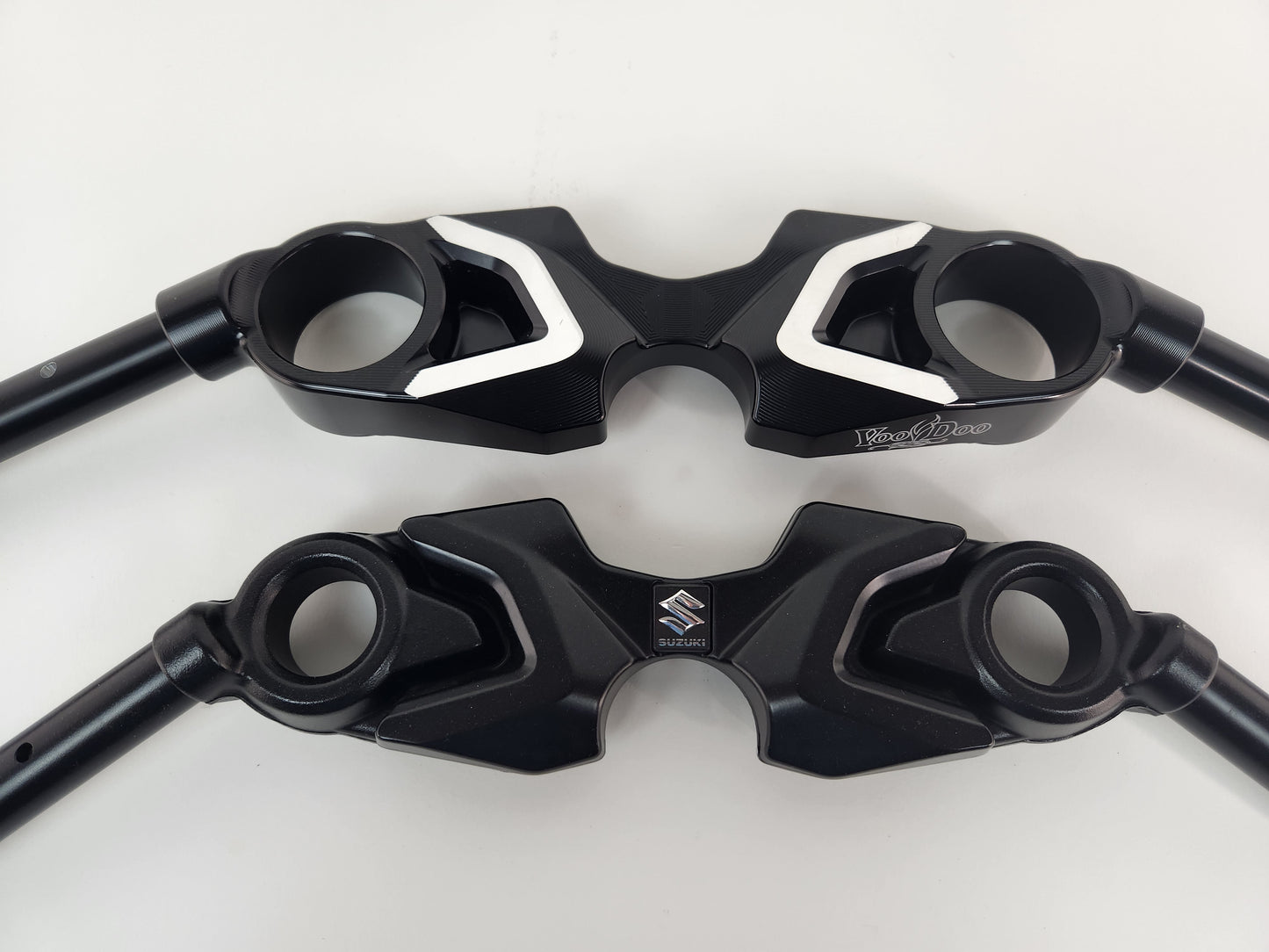 TOP TRIPLE TREE HAYABUSA 22-26 BLACK VTT1PCBUSAM2