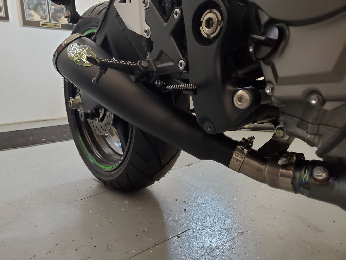 MOJO ZX10 16-20 BLACK VMJEZX10L6CDB*