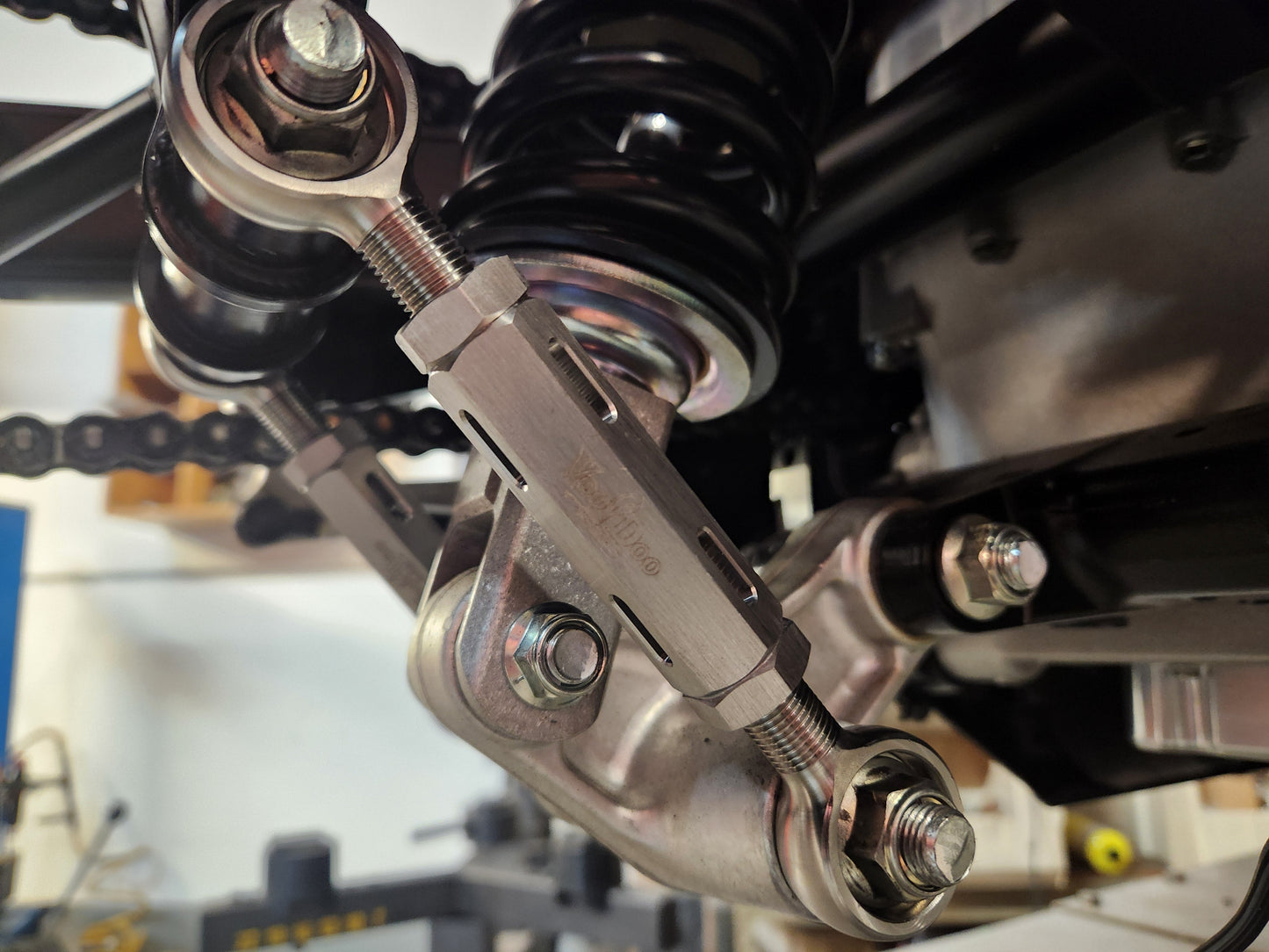 LOWERING LINK ADJUSTABLE HAYABUSA 99-25  VLLABUSAJ9N