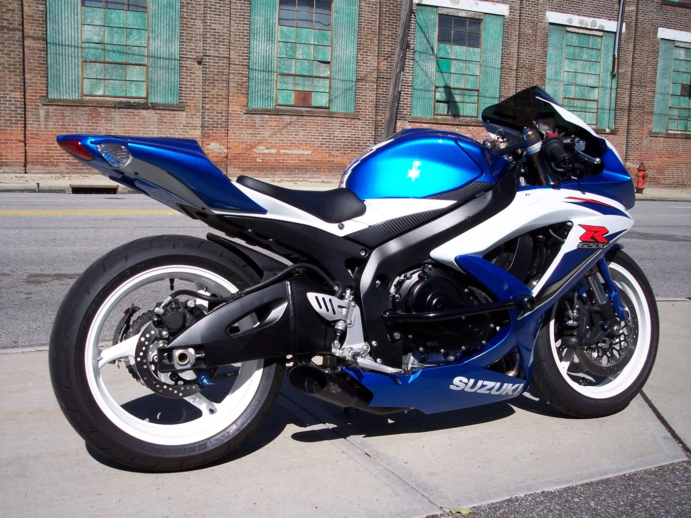 SHORTY GSXR600 GSXR750 08-25 BLACK VEGSXR67K8CDB