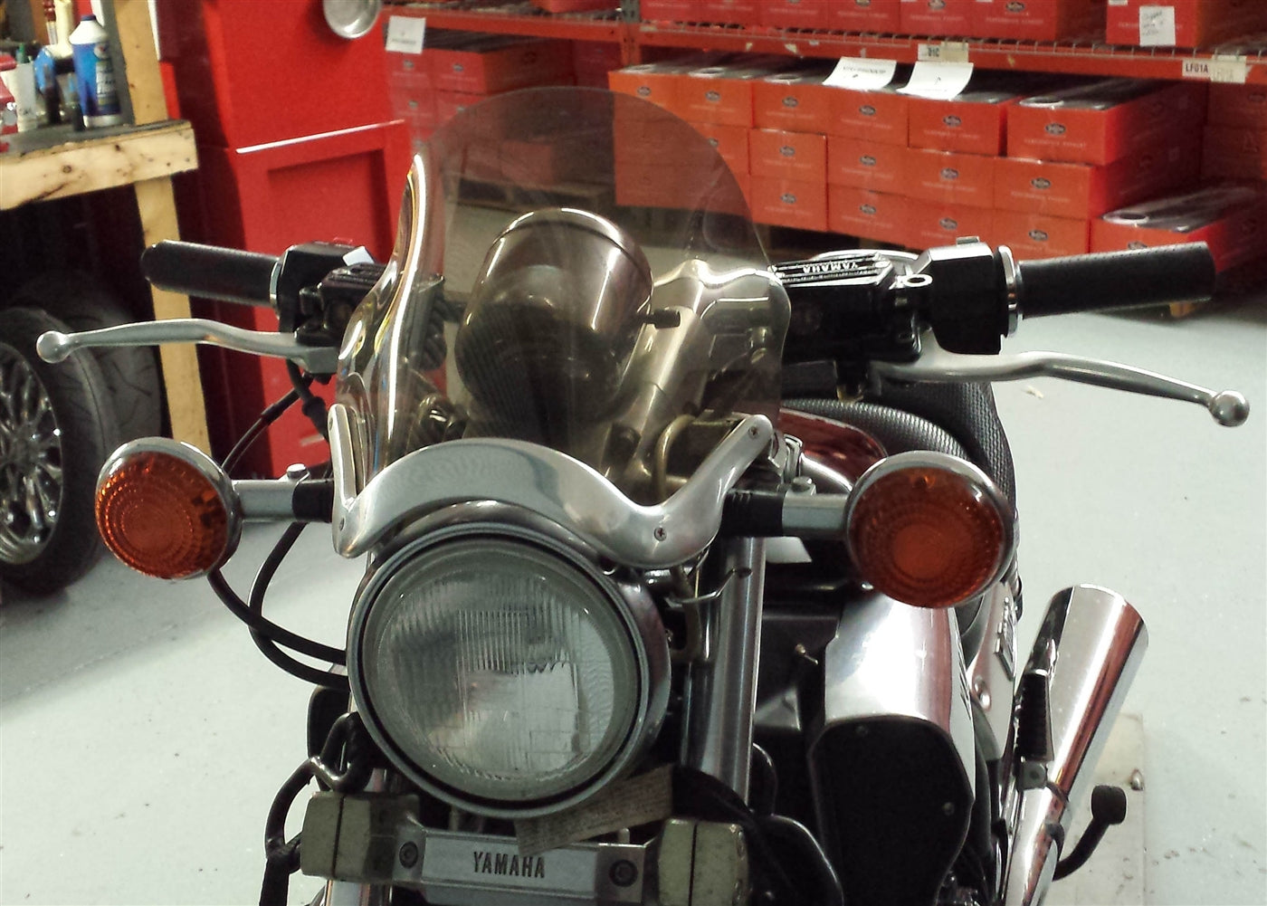 HANDLE BAR RISER VMAX 85-07 POLISHED VHBRSVMXI5