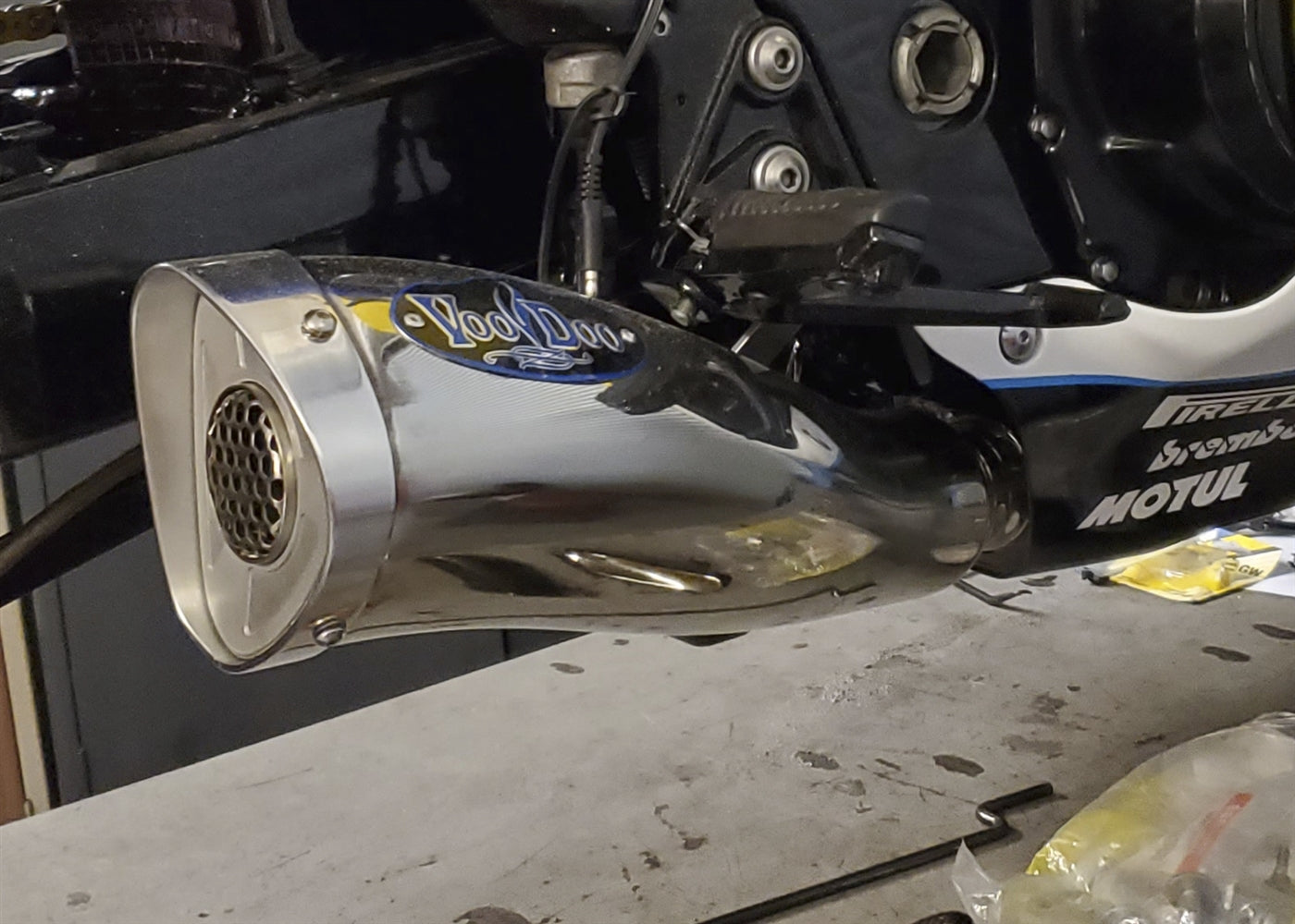 MOJO HAYABUSA 99-25 4 INTO 1 POLISHED VMJEFSBUSAJ9P*