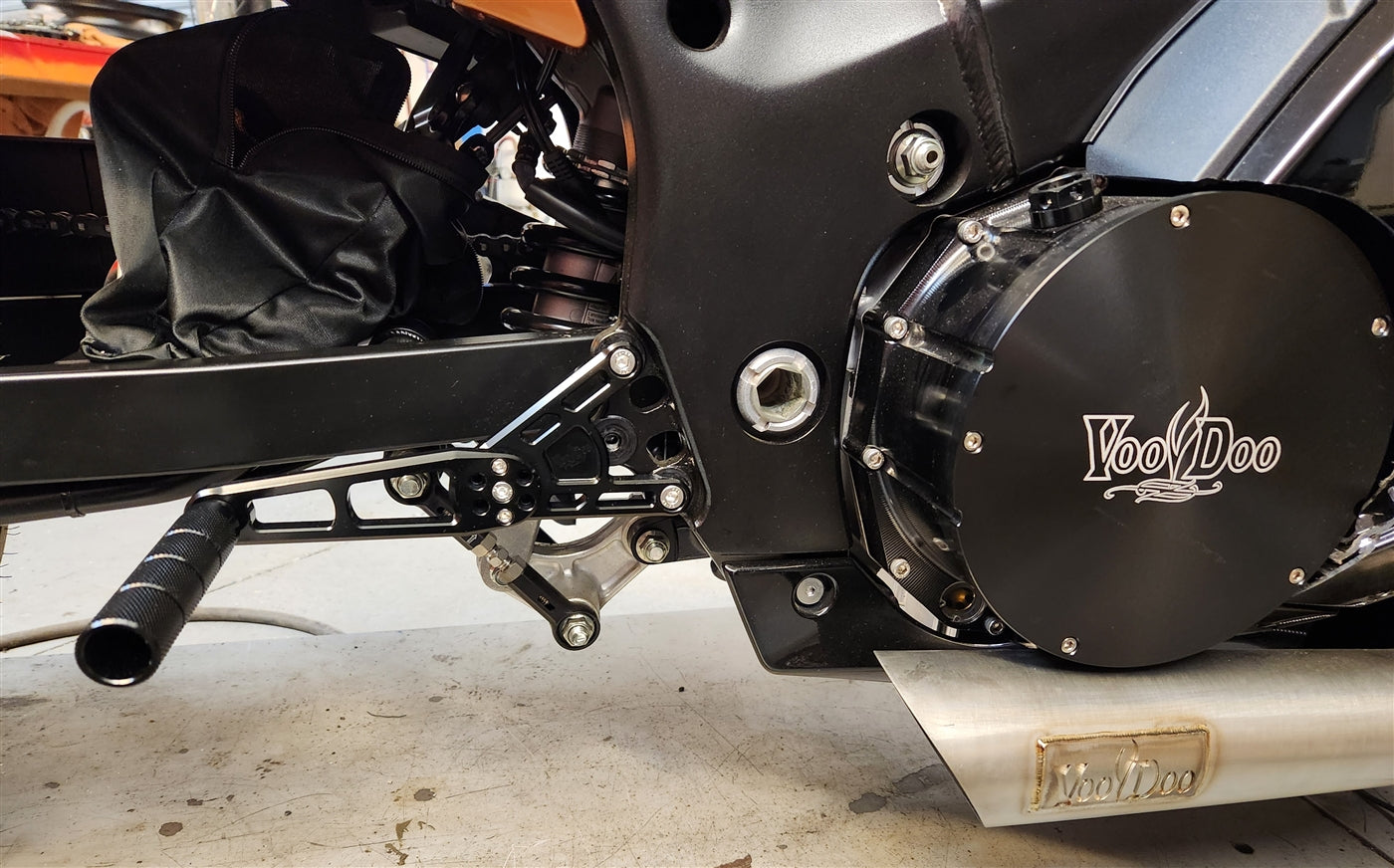 REARSET GRUDGE HAYABUSA 99-25 NO BRAKE BLACK VRGBUSAJ9B*