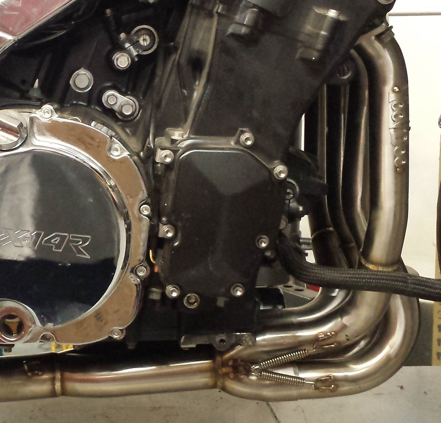 MOJO ZX14 ZX14R 06-25 4 INTO 1 BLACK VMJEFSZX14K6B*